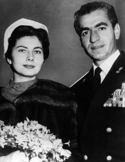 Mohammed Reza Shah Pahlavi et sa seconde épouse la princesse Soraya Esfandiary