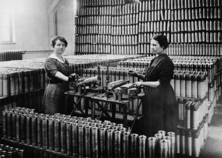 Ouvrières d'une usine d'armement allemande