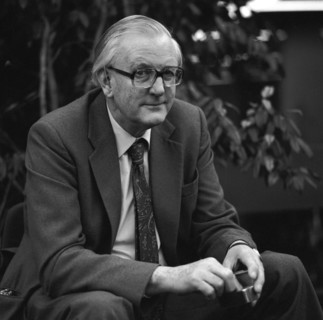 Tom Sharpe