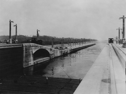 Canal de Panama, écluse de Gatun