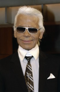 Karl Lagerfeld, 2002