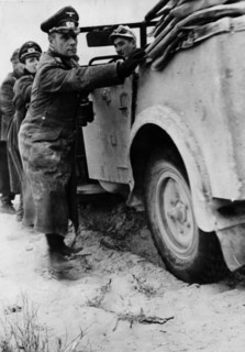 Rommel, Erwin 1891-1944
Officer, general field marshall, germany
commander of the german africa corps Feb.41-March 43 (WWII) - Ofensive direction El Ghasala from Jan. 42 on: Col. Gen. Rommel helps t...