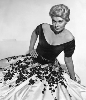 Kim Novak en Pierre Balmain