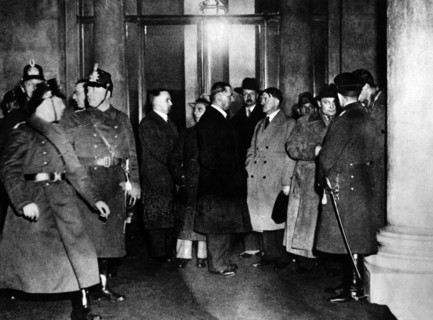 Incendie du Reichstag, 1933