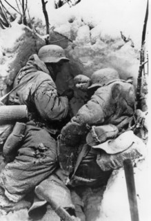 Soldats d'infanterie allemands près de Leningrad, 1943