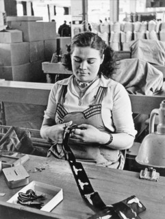 Ouvrière dans une usine de Stuttgart, 1943