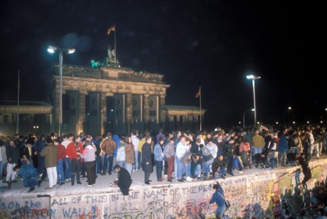 Chute du mur de Berlin, 1989