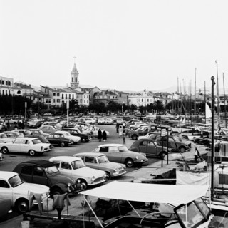 France; Saint-Tropez: harbour and car park