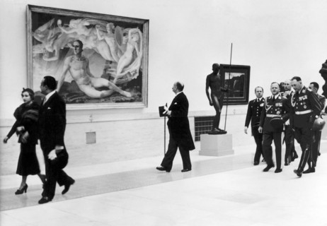 Première édition de la grande exposition d'art allemand ("Grosse Deutsche Kunstausstellung") à Munich