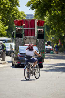 Vélos et voitures à Paris