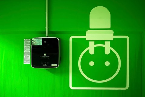 Electric filling stations in an underground car park