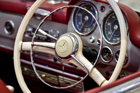 Detail cockpit Mercedes 190 SL