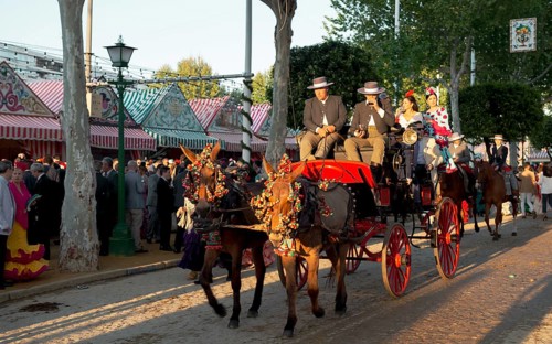 Horse-drawn carriage in front of Casetas