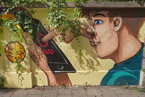 Graffiti on wall