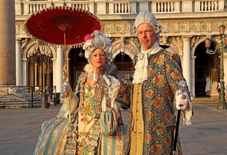 Pair in historical robes