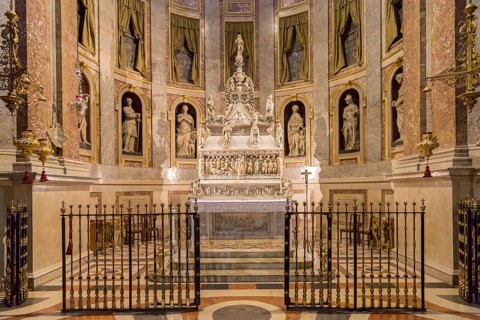Tomb of Saint Domenico