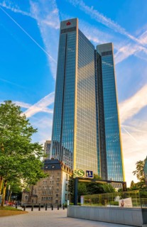 Skyscraper Trianon