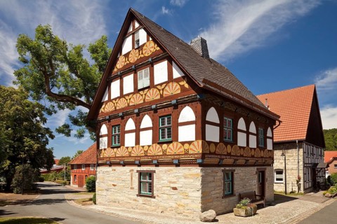Storage building