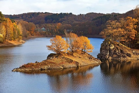 Wuppertalsperre in autumn