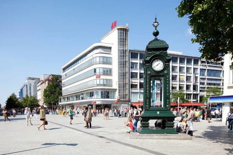 Kropcke square with historic Kropcke clock