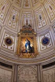 Dome in the chapter house with the picture The Immaculate Conception