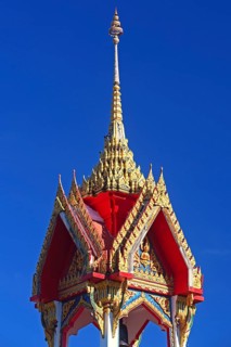 Roof decorations and pagodas of Wat Chalong