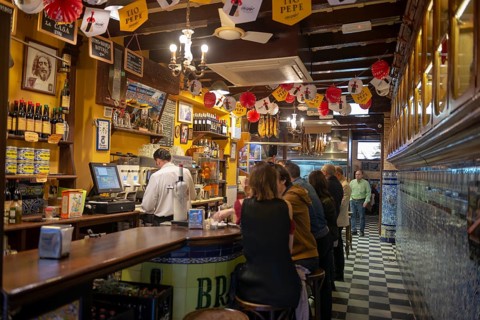 Guests at the bar