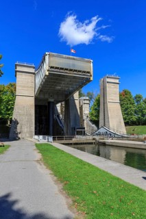 Ship lift Peterborough