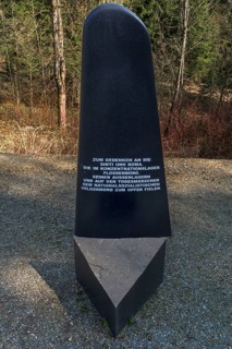 Memorial stone to the Sinti and Roma who fell victim to the Nazi regime