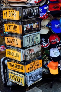 Baselball caps and license plates Boss