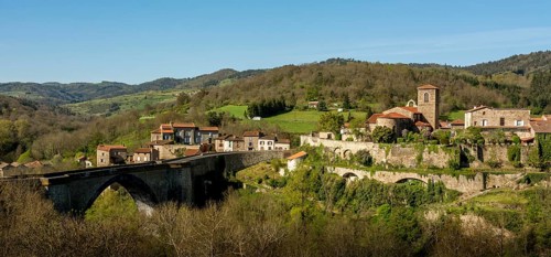 Village of Vieille Brioude on the Allier River