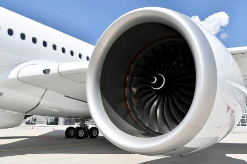 Left engine