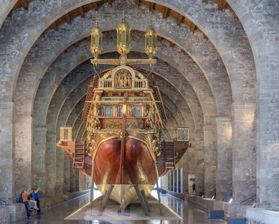 Replica of a rowing galley from the 16th century