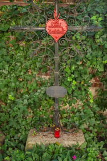 Grave of Liesl Karlstadt