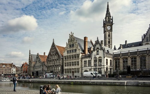 River Leie with promenade at the Graslei