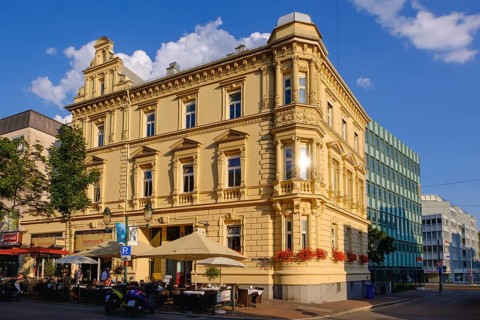 Neo-Renaissance residential building by Ludwig Leybold 1882
