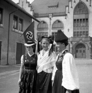 Approx. 1939