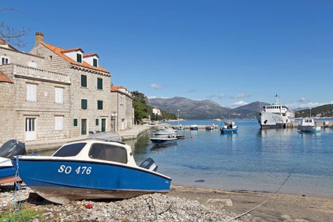 Coastal town Sudurad