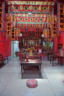 Splendidly designed Chinese shrine of Hainan