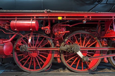 Driving wheels of the 39 230