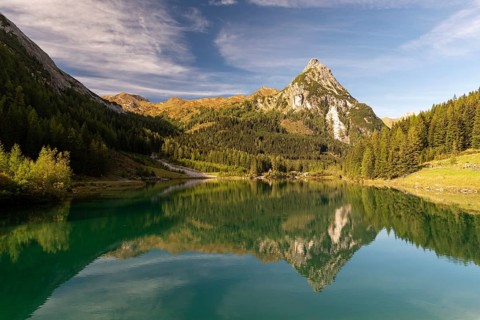Lake Schlierersee with water reflection