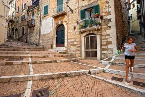 Narrow alleyways with stairs