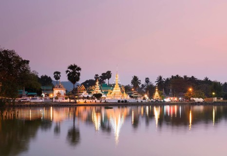 Wat Jong Klang and Wat Jong Kham