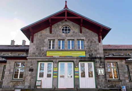 Divided border station Zelezna Ruda-Alzbetin with state border through the middle door