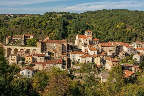 Auzon village