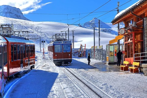 Station of the Gornergratbahn at the Riffelberg 2582m