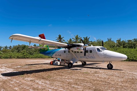Turboprop machine DHC-6 Twin Otter of Air Seychelles
