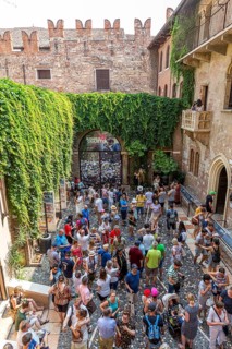 Tourists in the courtyard