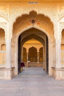 Entrance and compound of the Nahargarh Fort