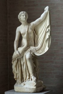 Statue of Leda with the swan around 380 B. C.